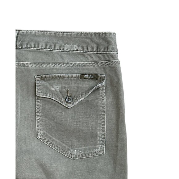 SILVER JEANS Womens Size 32 Olive Green GI Distressed Low Rise Bermuda Shorts - Picture 3 of 8